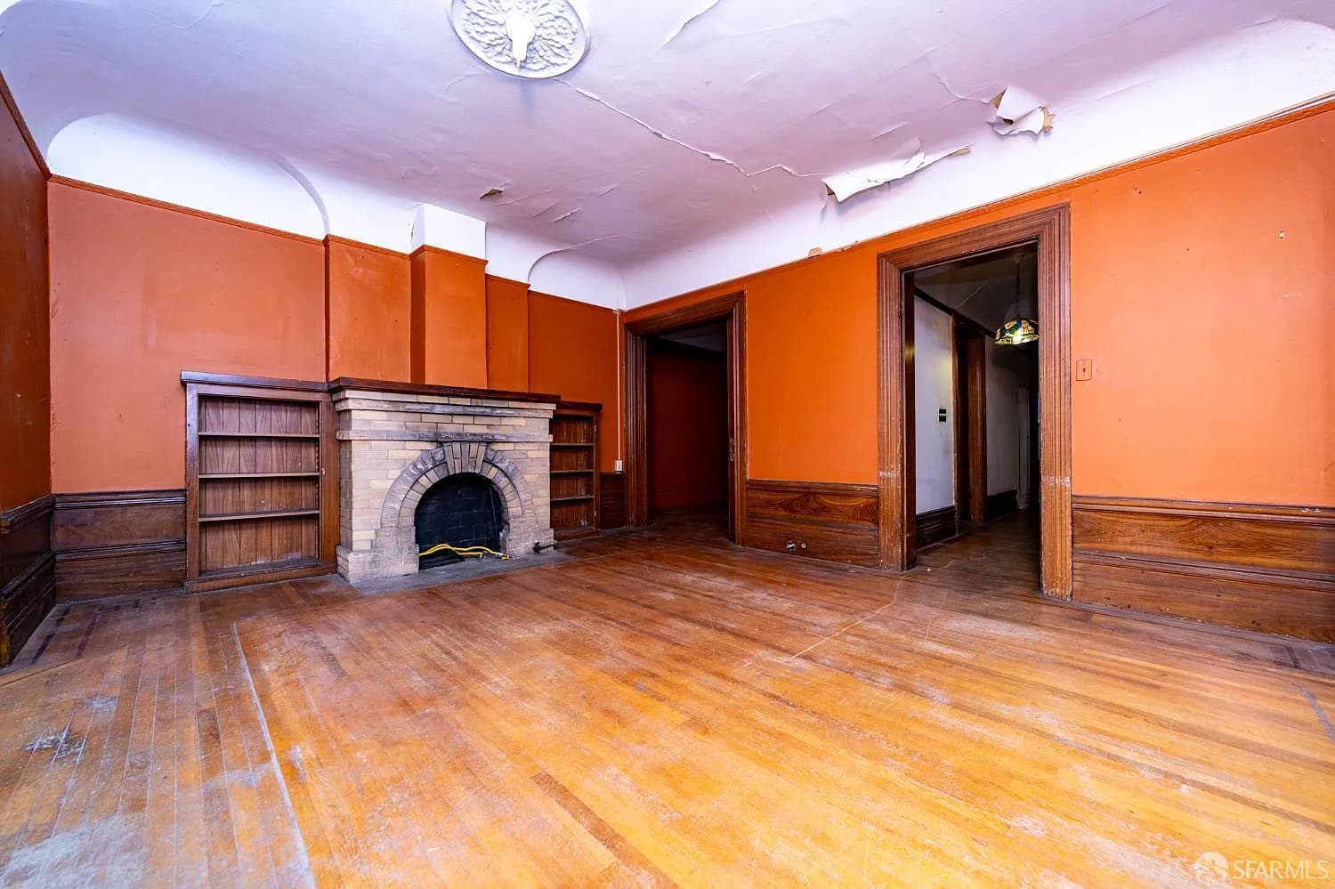Empty kitchen before staging